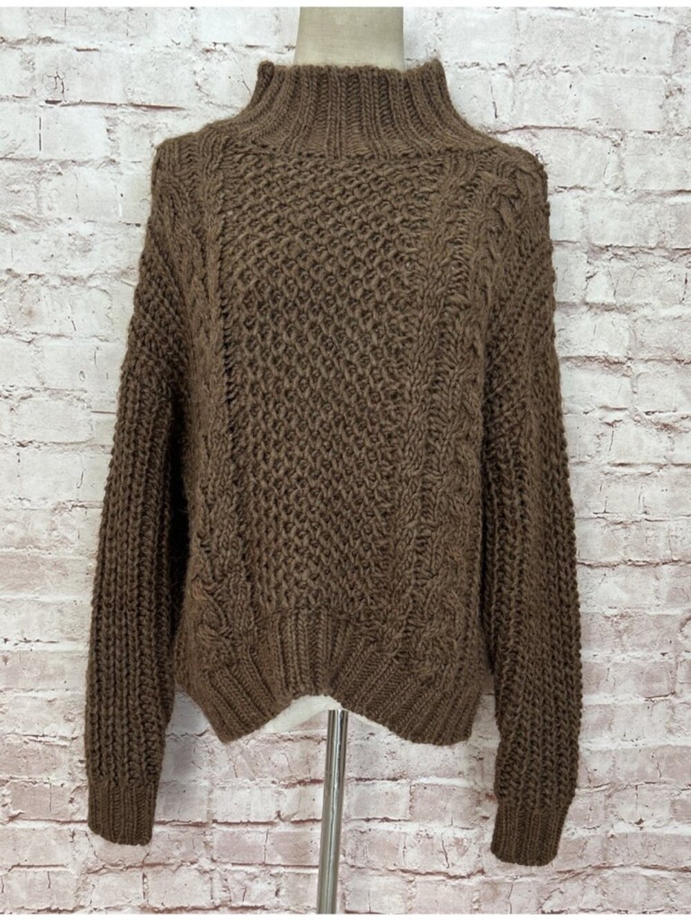 Universal Thread Sweater Womens Small Cable Knit Mock NEW Brown Chunky Relaxed